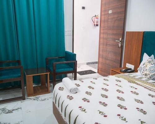 Hotel Parth Inn Rishīkesh Zewnętrze zdjęcie